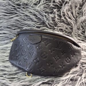 RIÑONERA LOUIS VUITTON MONOGRAM BLACK